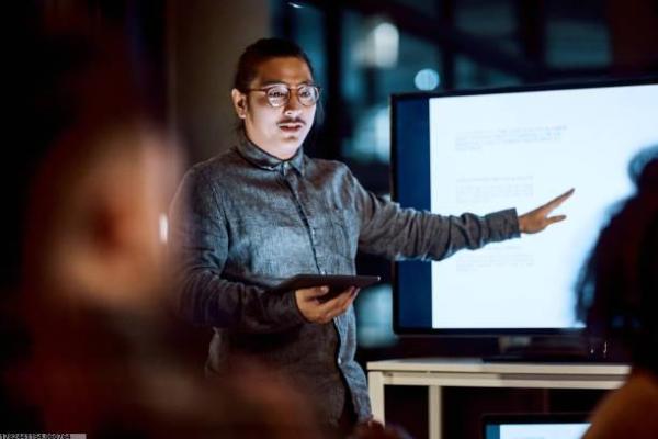 大学体育表演项目的创意展示与安排